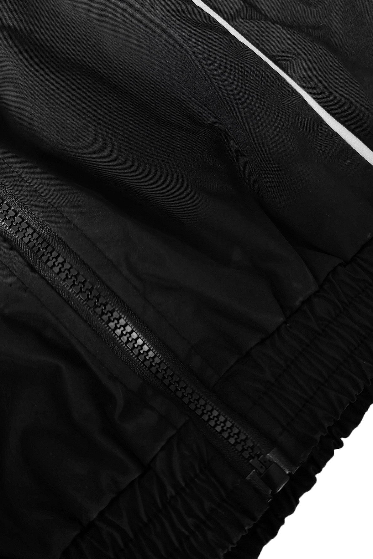 Contrast Piping Zip-Up Crop Top & Shorts Set Lavish Daily