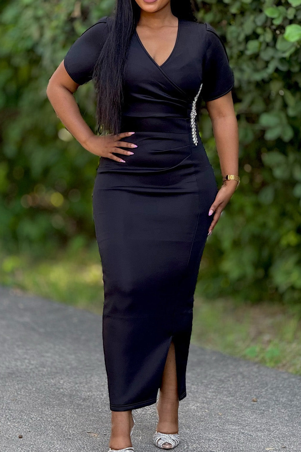 Elegant V-Neck Crystal Dress Lavish Daily