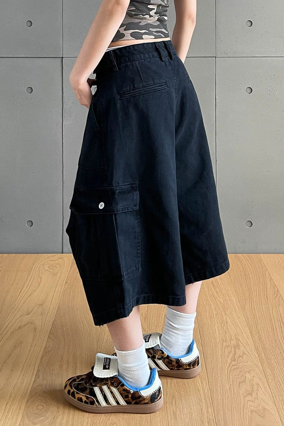 Baggy Cargo Capri Jeans with Utility Pockets Lavish Daily