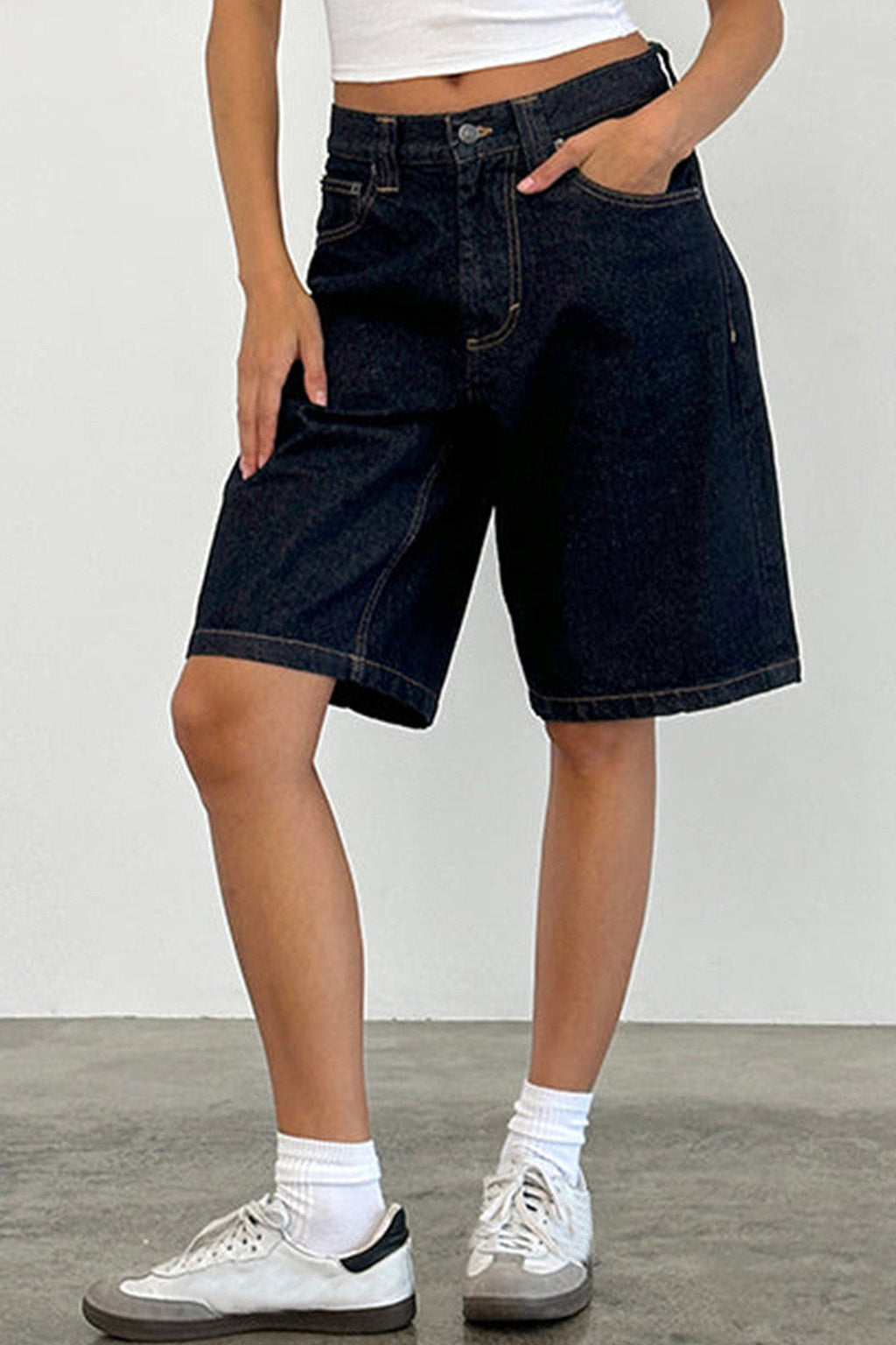 Mid-Thigh Length Casual Jeans Lavish Daily