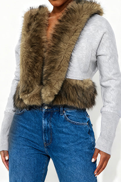 Sweatshirt with Fur Trim LavishDaily