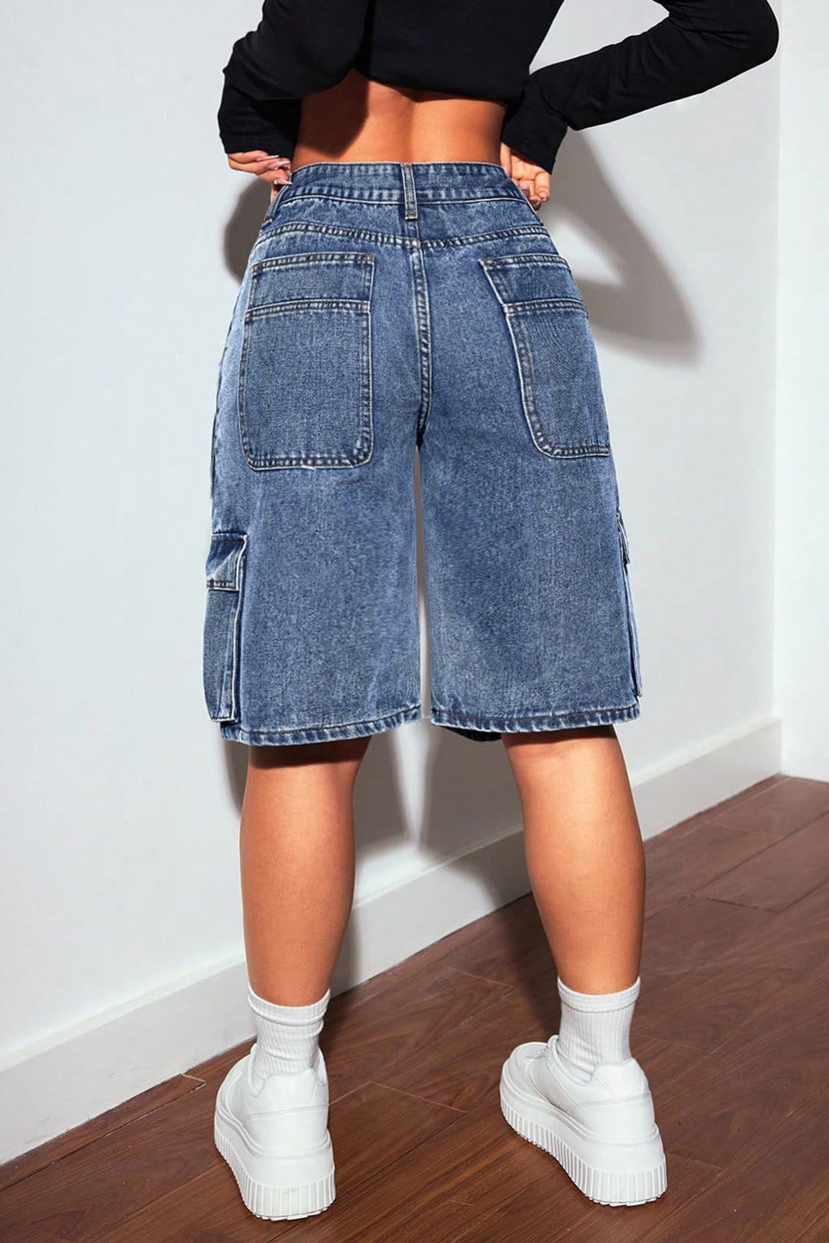 Knee-Length Casual Multi-Pocket Jeans Lavish Daily